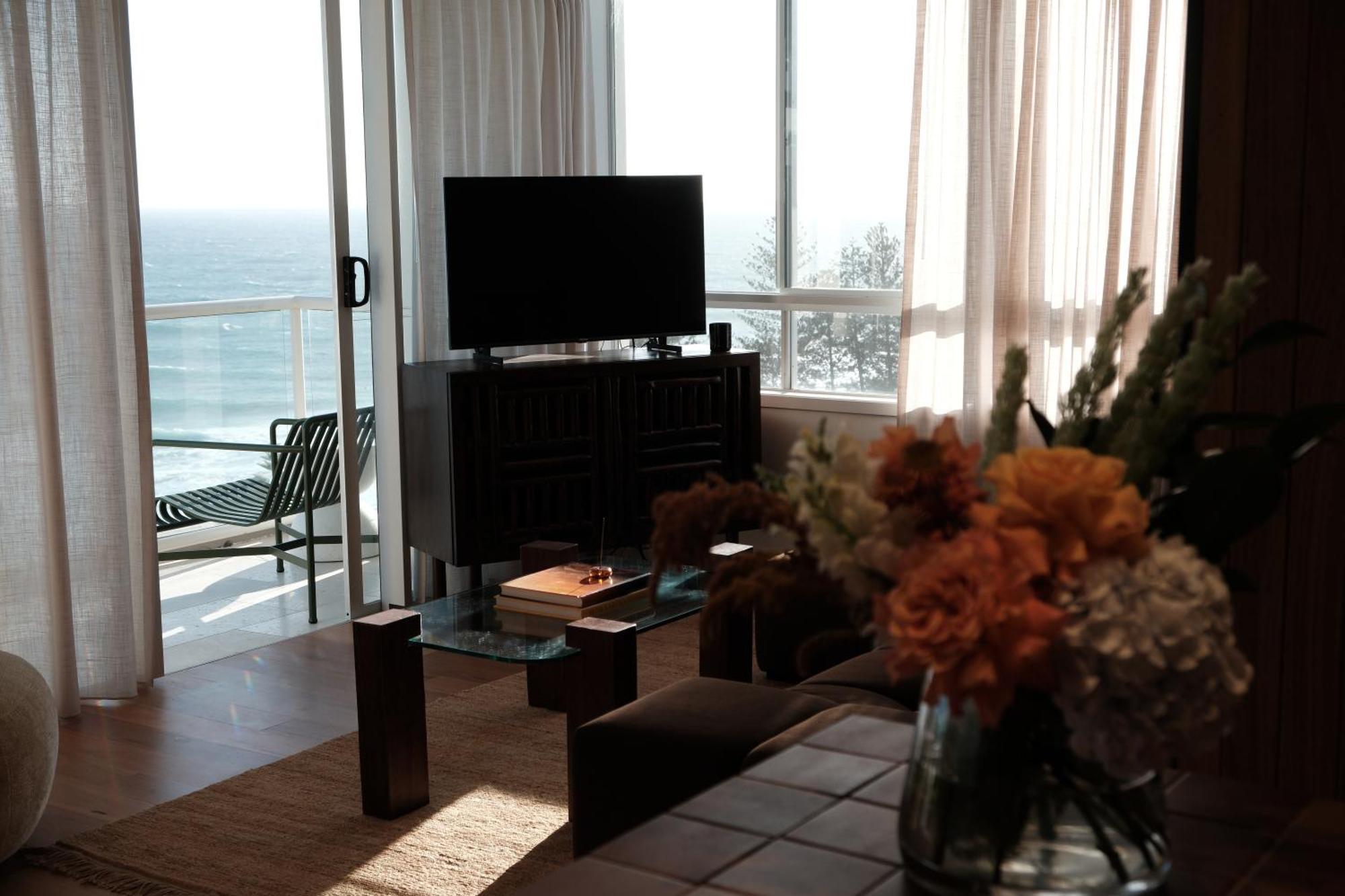 Burleigh Beach Tower Gold Coast Exterior photo